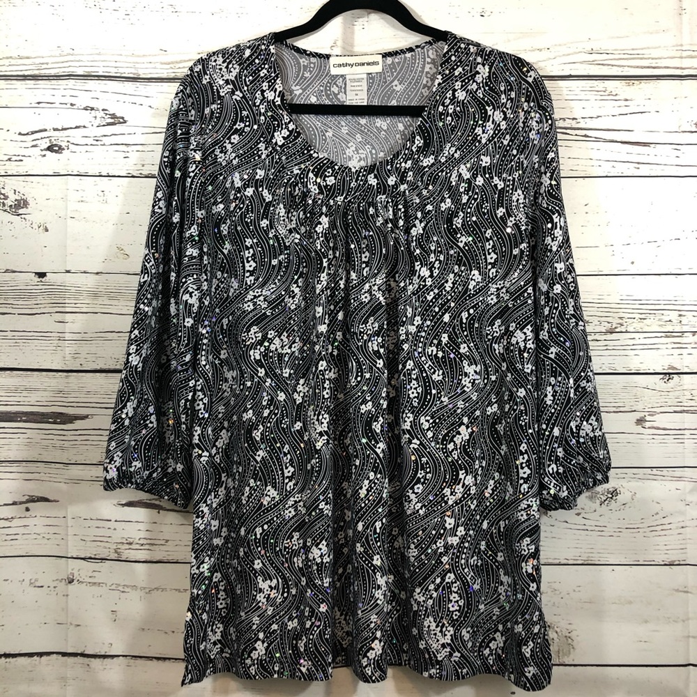 Black & White Sparkle Floral Top